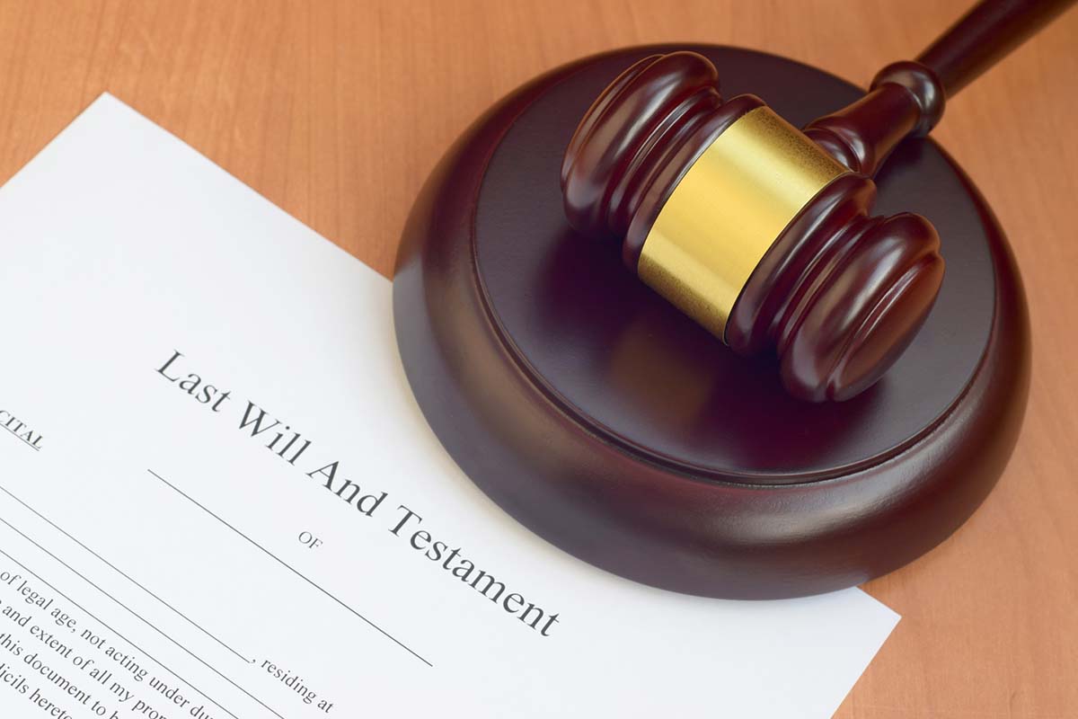 last will and testament with gavel